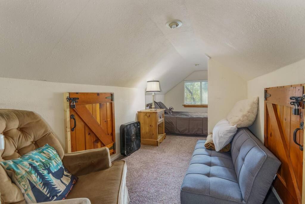 Holiday home Acorn - Charming Place, Your Getaway To Yosemite, Bass *