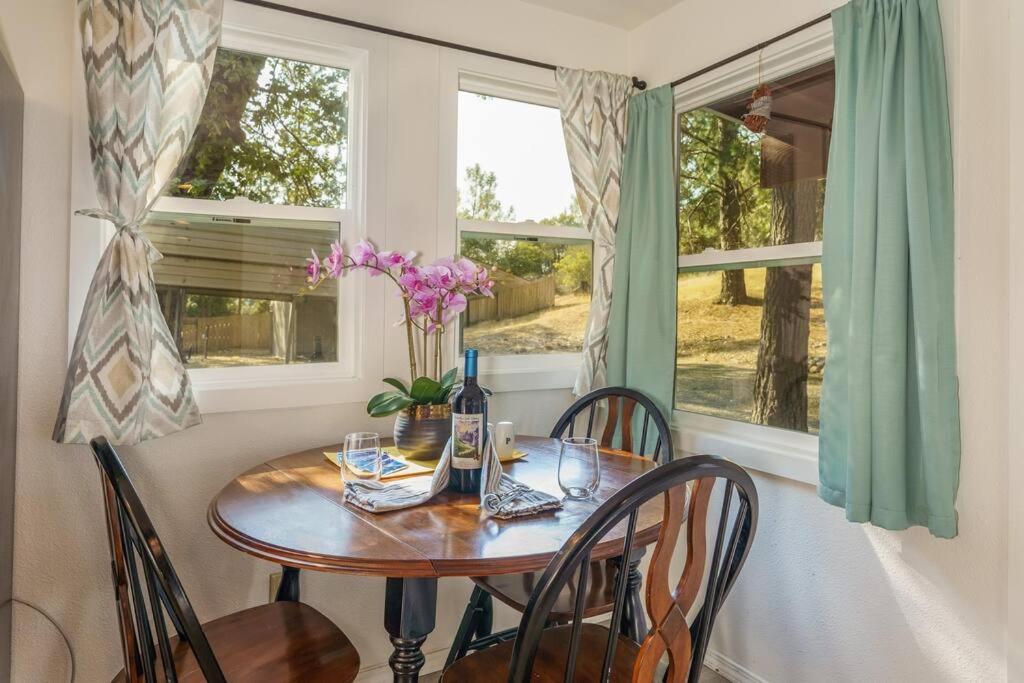 Acorn - Charming Place, Your Getaway To Yosemite, Bass Hébergement de vacances *