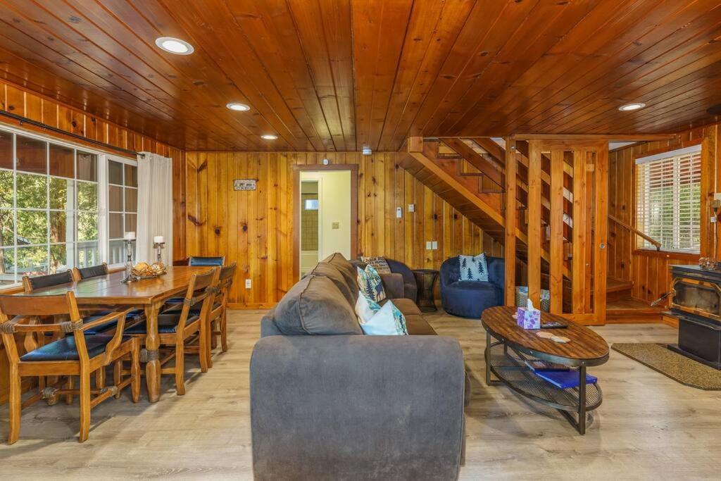 Acorn - Charming Place, Your Getaway To Yosemite, Bass Hébergement de vacances Oakhurst